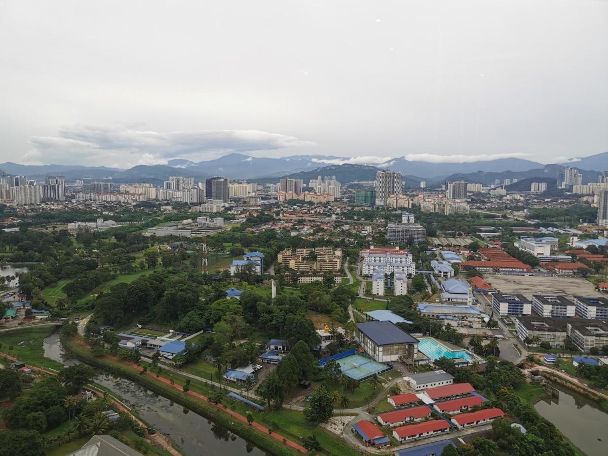 Expressionz Professional Suites By Aurora Summer Suites Kuala Lumpur Bagian luar foto