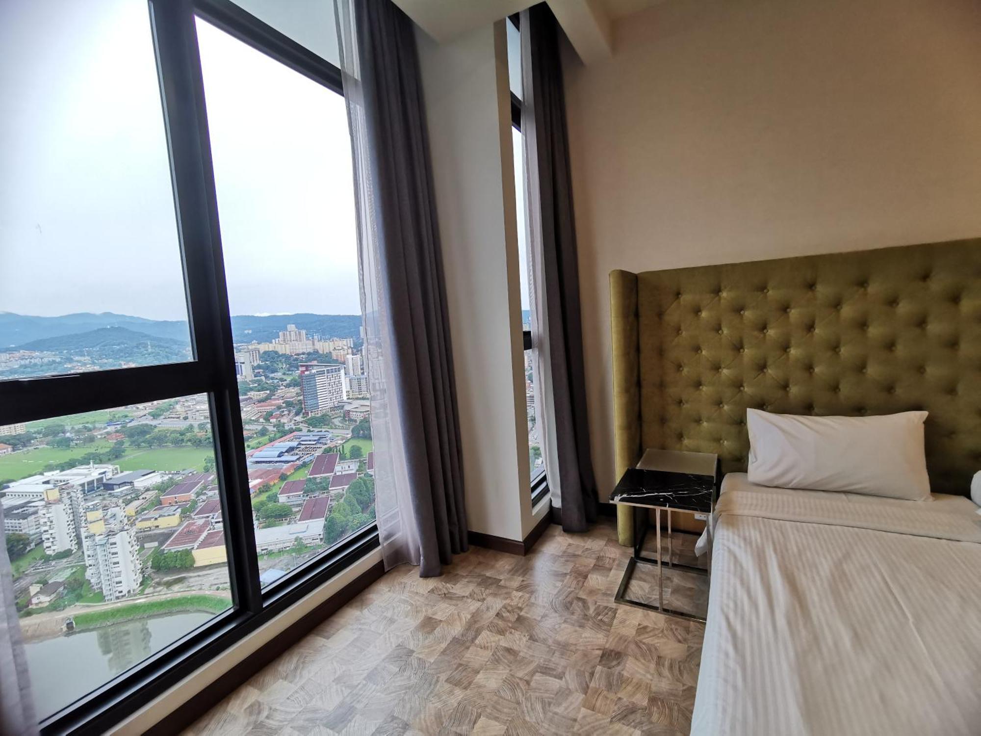 Expressionz Professional Suites By Aurora Summer Suites Kuala Lumpur Ruang foto